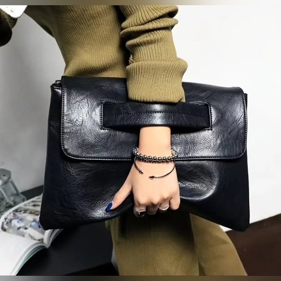 Black Soft Vegan Leather Envelope Messenger/Shoulder/Crossbody Bag/Clutch NEW - Picture 3 of 11